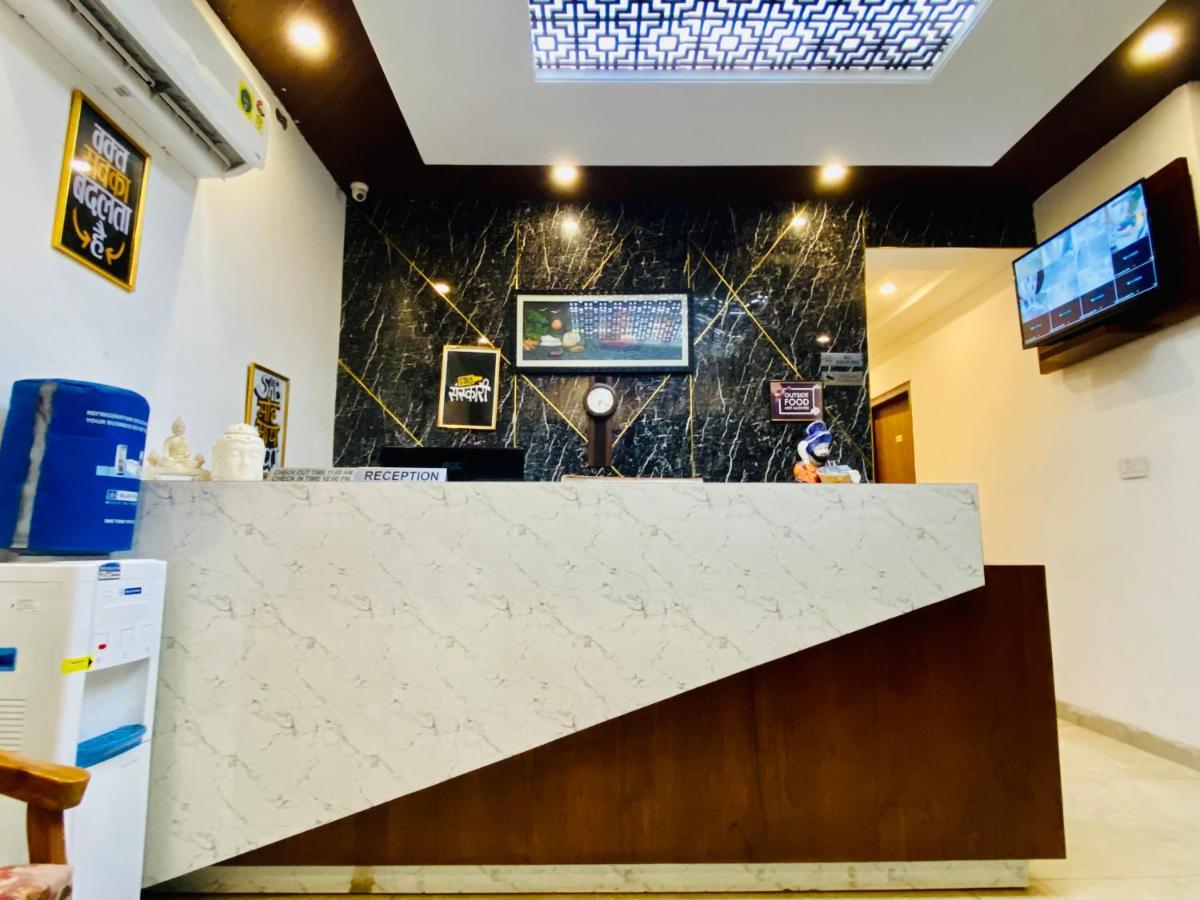 Hotel Hollywood - Family Hotel Zirakpur Екстер'єр фото
