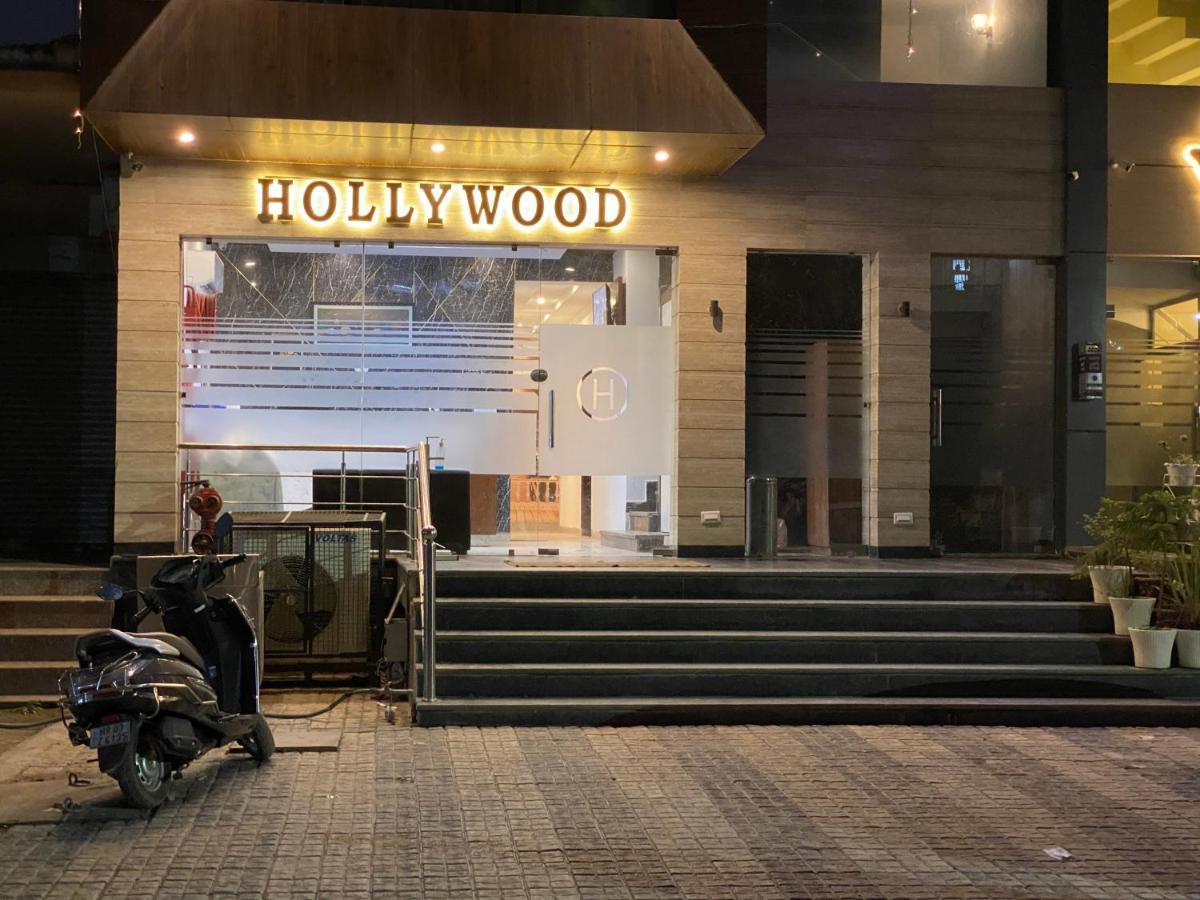 Hotel Hollywood - Family Hotel Zirakpur Екстер'єр фото